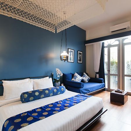 The Memory At On On Hotel Phuket Kültér fotó