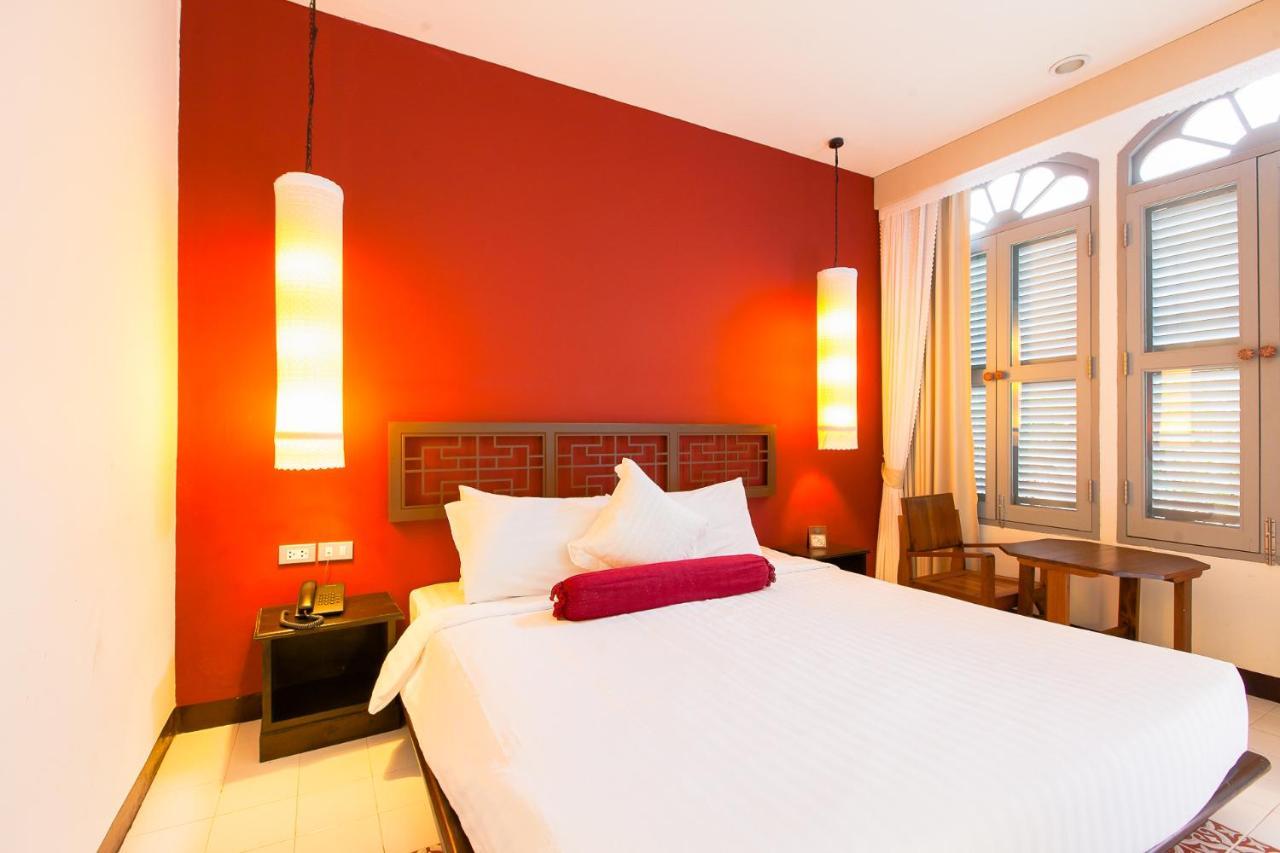 The Memory At On On Hotel Phuket Kültér fotó