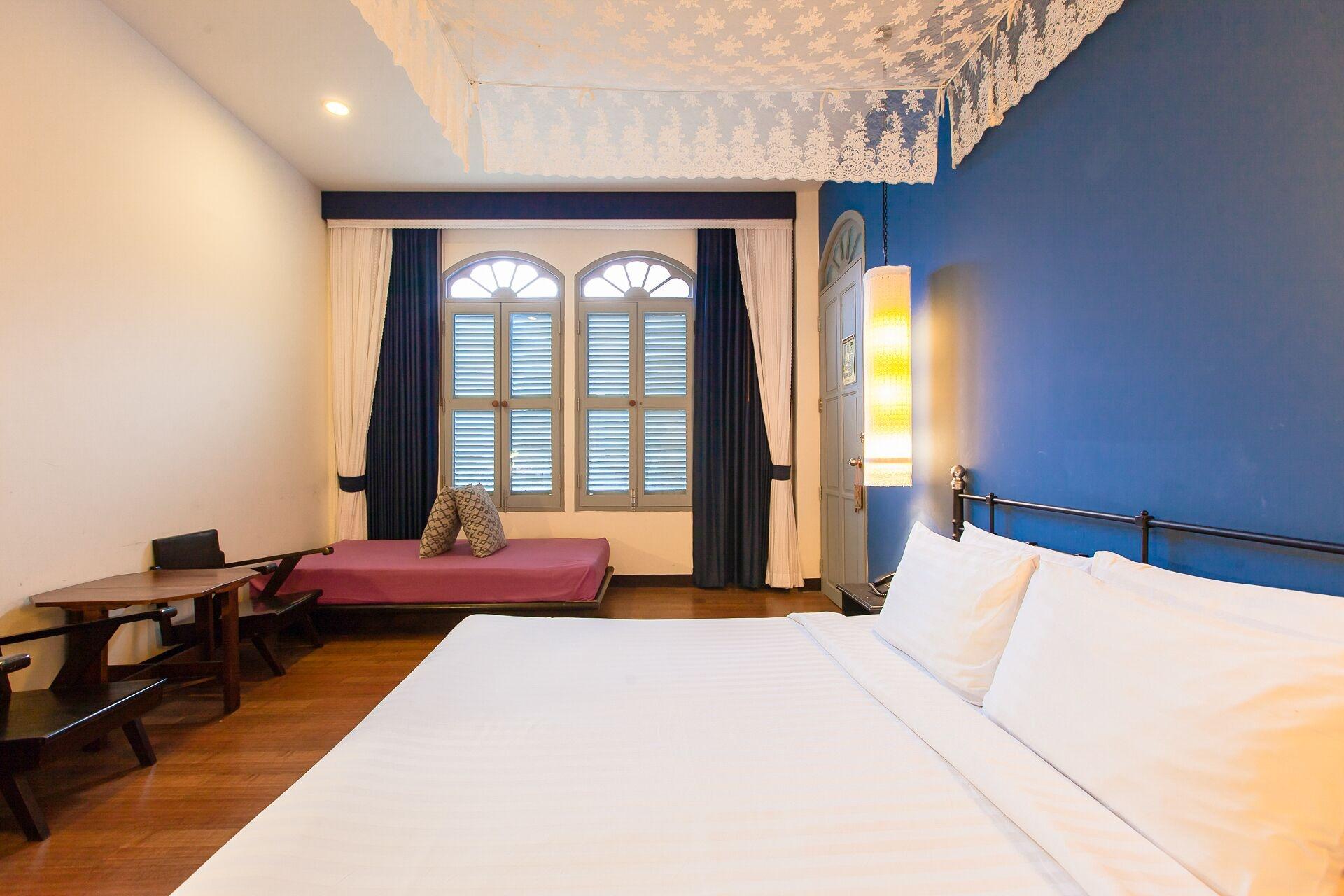 The Memory At On On Hotel Phuket Kültér fotó