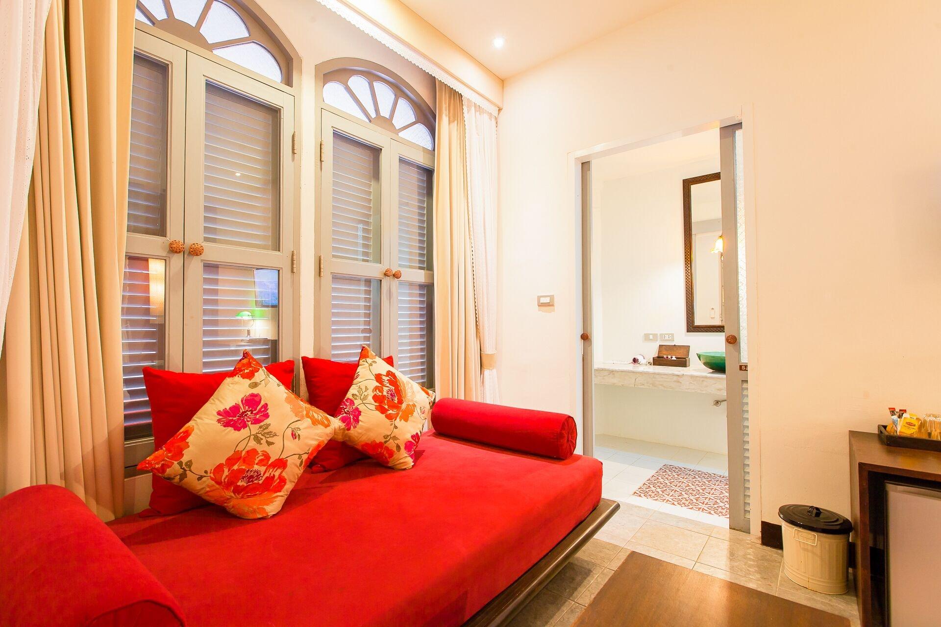 The Memory At On On Hotel Phuket Kültér fotó