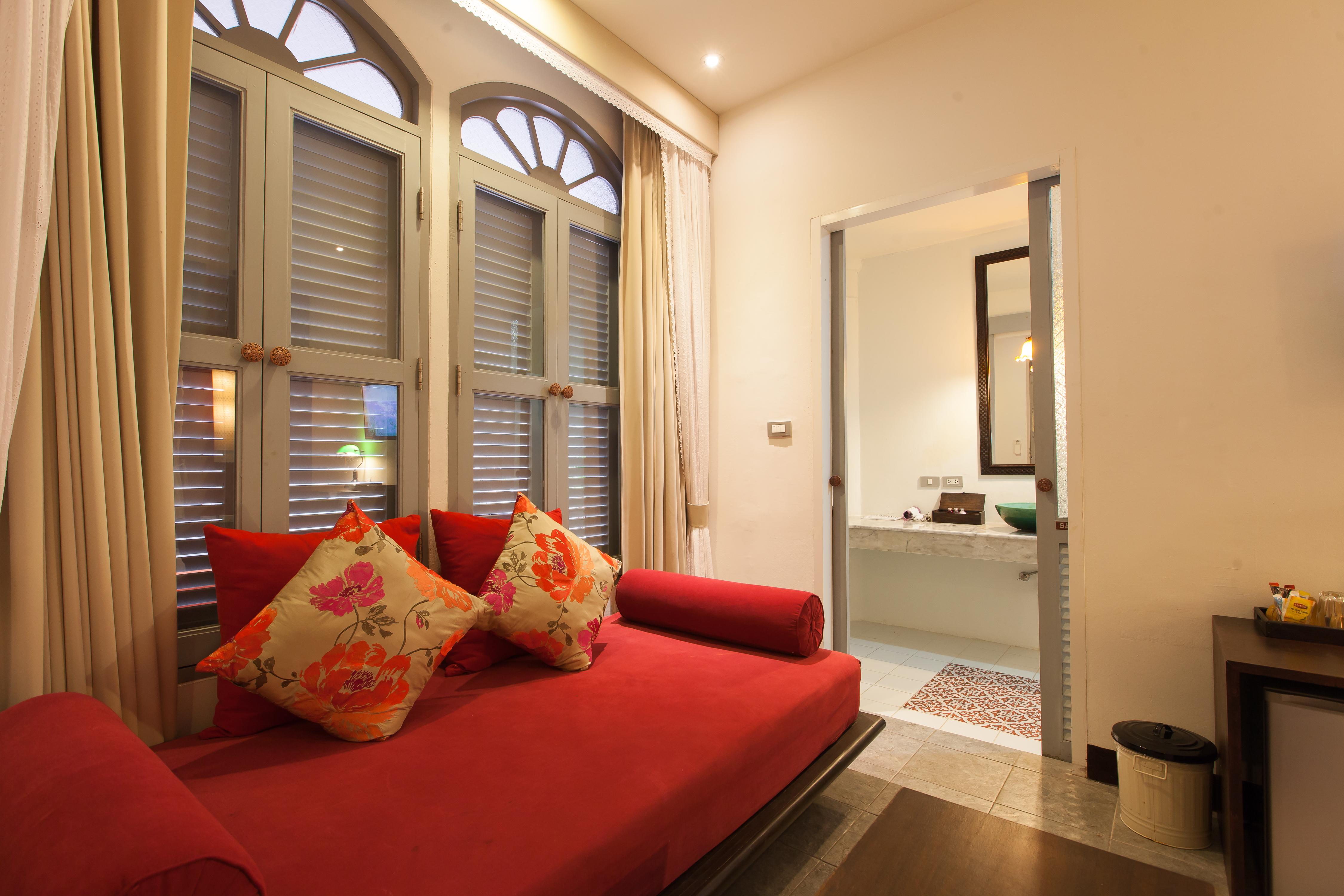 The Memory At On On Hotel Phuket Kültér fotó